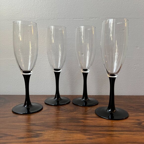 Luminarc Black Steam 4 Champagne Flute Wine Glasses 7.5" - Picture 2 of 11